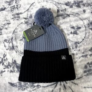 Alpine Beanie W/ Pom OS